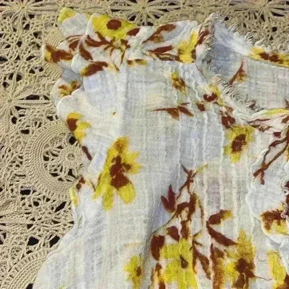 Free People One Naya gauzy floral top - Picture 7 of 8